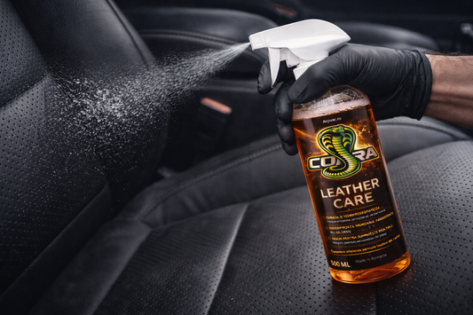 Cobra Leather Care – Soluție Profesională pentru Curățarea și Întreținerea Pielii Auto | Piele Naturală și Sintetică – 500 ml + Laveta Cadou 40x40